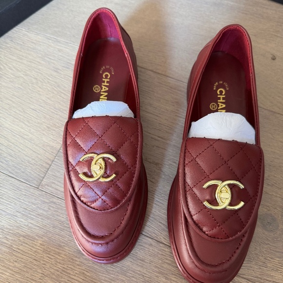 Chanel loafers - Picture 1 of 6